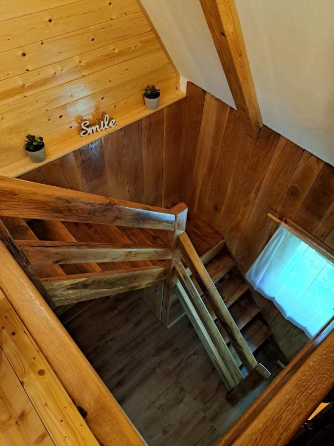 Guest House Mihovil スルニュ エクステリア 写真