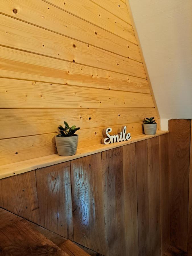 Guest House Mihovil スルニュ エクステリア 写真