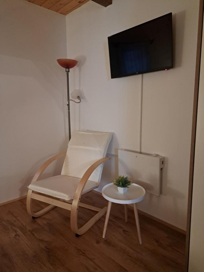 Guest House Mihovil スルニュ エクステリア 写真